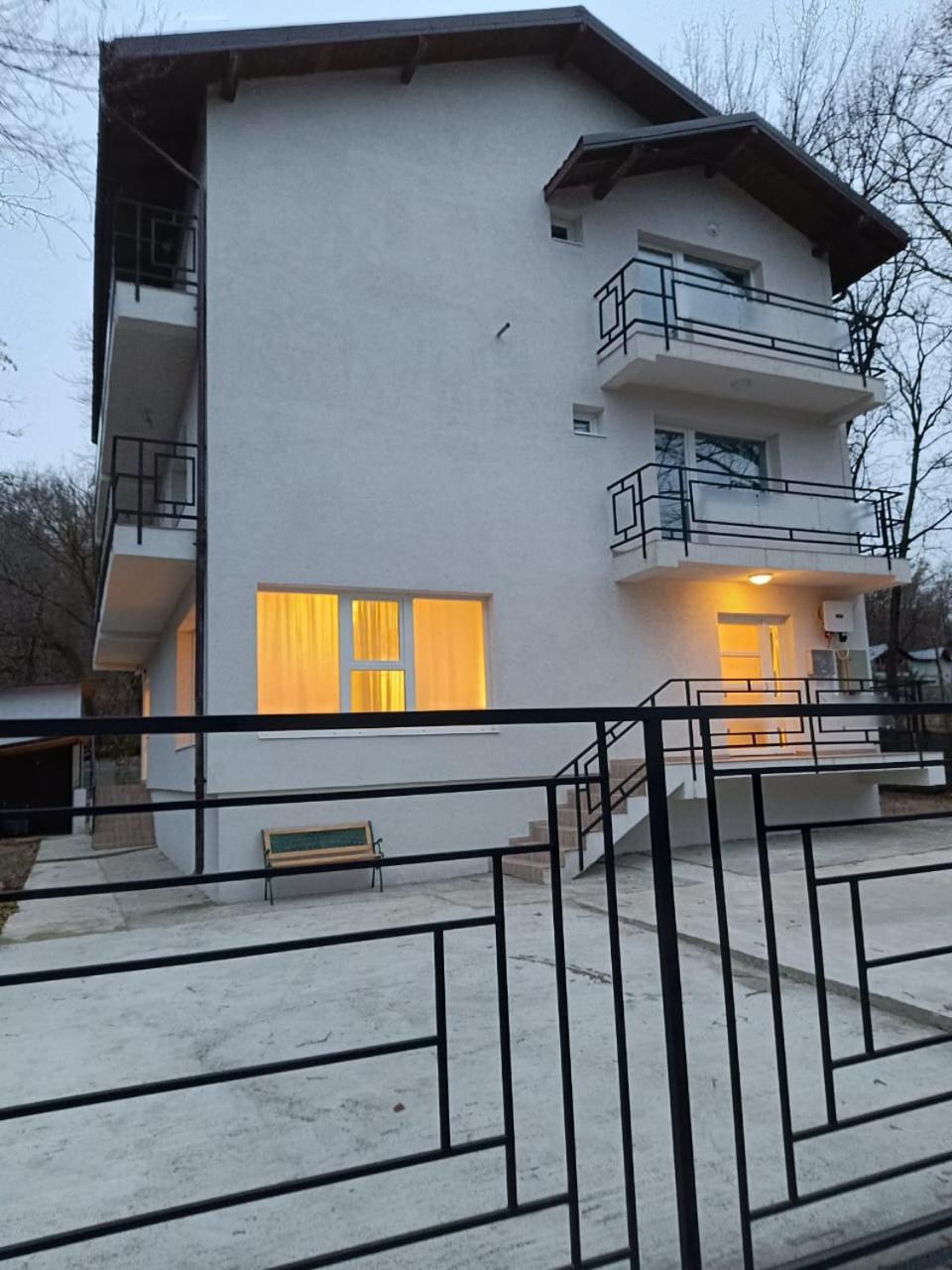 Hotel Viv Rosetti Iasi Esterno foto